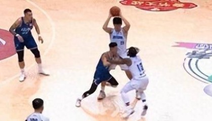 CBA开出1份顶格罚单刘维伟抱怨裁判,遭到CBA公司重罚