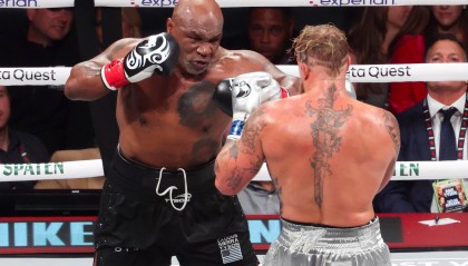 6500万户家庭同时观赛，泰森16分钟挣了梅西一年的收入