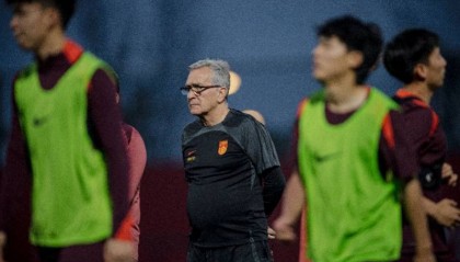 国足拿什么迎战澳大利亚？伊万：要求队员勇敢也要求队员聪明
