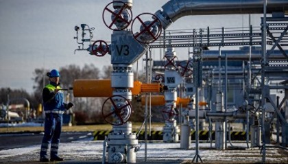 欧盟正式批准：明年全面禁止进口俄罗斯天然气