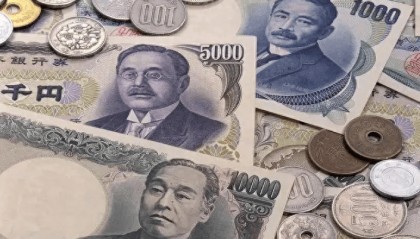 货币风暴再次袭来？人民币为何异常坚挺？你知道这意味着什么？