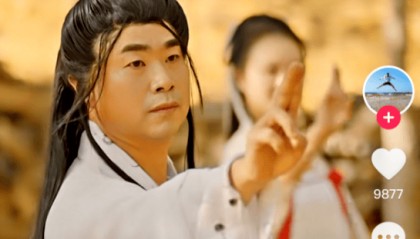 湖北随州文旅局“网红局长”解伟卸任，知情人士：其近期因伤人被行政拘留