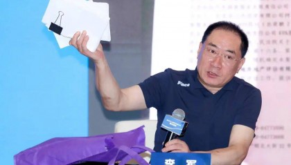 知名女歌手被前夫举报，本人发文：“愿男人多些担当”