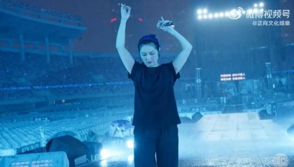 知名歌手广州开演唱会，突然坐地上，称“太热没风，有点晕”！广东天气最新提醒