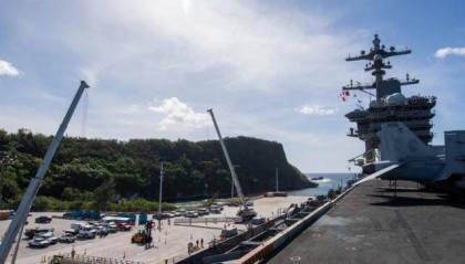 轰-6携“大杀器”出击，美军航母销声匿迹，对台空头支票又被戳穿