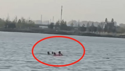 官方确认：男子遗体被发现，脚上绑有哑铃
