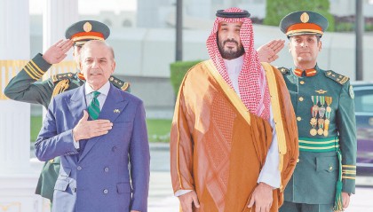 巴基斯坦与沙特阿拉伯签军事协议,多国受震动