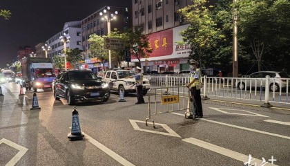 逢车必查！东莞交警严查交通违法行为