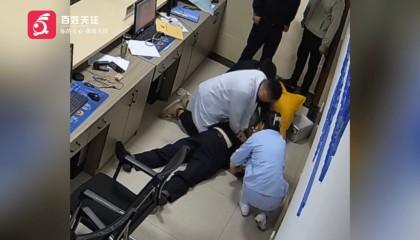 45岁民警深夜值班突然倒地，不幸因公牺牲，最后画面令人心痛