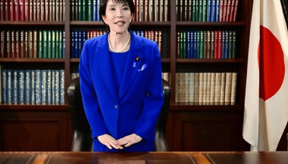 当不成首相赖中国？高市早苗悬了，日本在野党拟联手推举首相人选