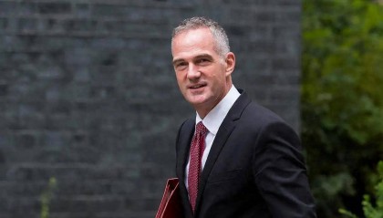 阅兵式刚结束,首个寻求与中国合作的西方大国就到了,一番表态引人关注