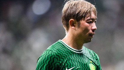 中超转会风向标：国安多人续约新援成谜 意甲中场或转投中超