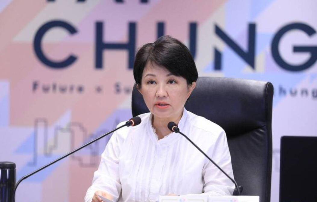 接任国民党主席？卢秀燕正式表态，朱立伦承压迎挑战，国民党混战开启