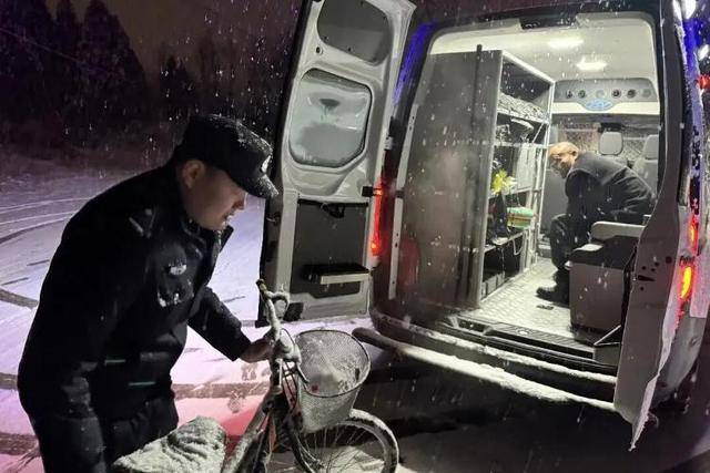外交部发言人毛宁点赞山东德州交警!