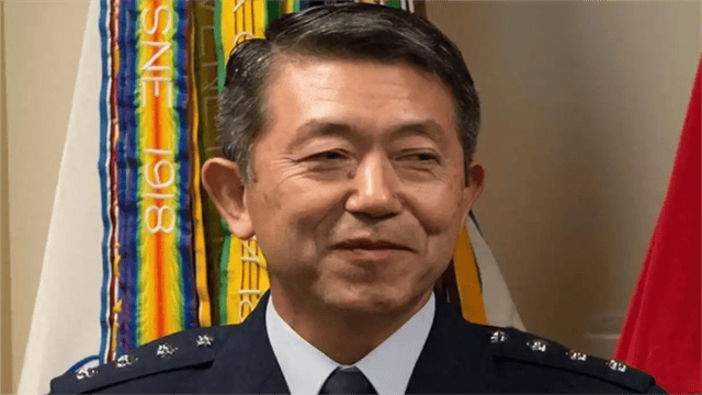 中国发起雷霆反制！赶在高市早苗之前，被严厉制裁的日本人出现了