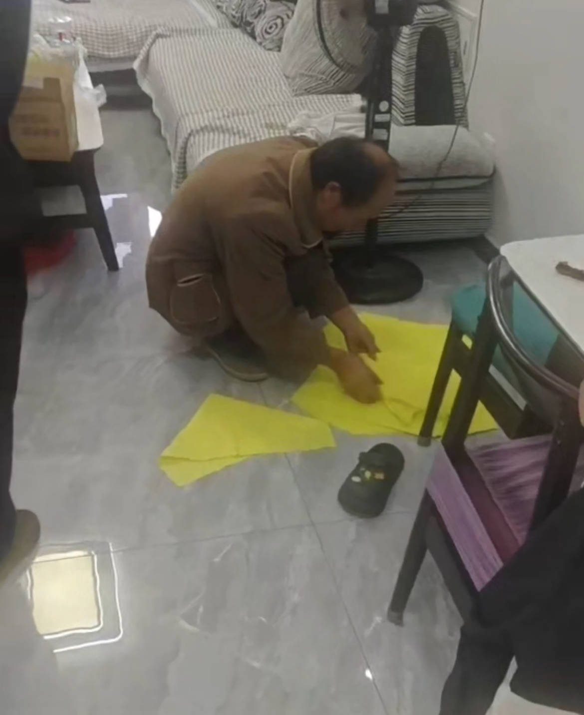 疑因离婚多年的前妻订婚，临沂一男子上门将其杀害，死者家属：检方已提起公诉