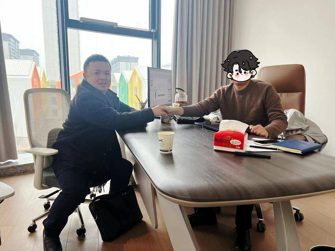 “多贵都要见一见”！两百万年薪、45岁仍吃香，“造机器人的人”被抢疯了