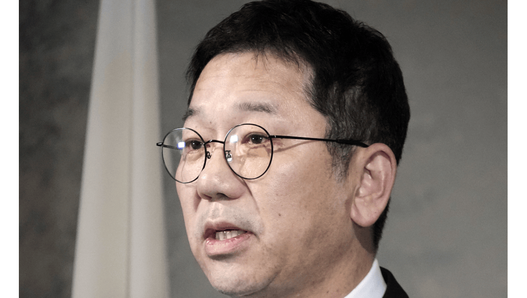 日本开始欢呼，经济产业省高层访华，极力寻求和北京对话的日本，见到了中国能源局局长